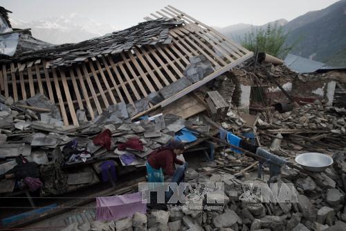 ຈຳນວນຜູ້ເສຍຊີວິດຈາກເຫດແຜ່ນດິນໄຫວຢູ່ເນປານໄດ້ຂຶ້ນເຖິງເກືອບ 7.600 ຄົນ